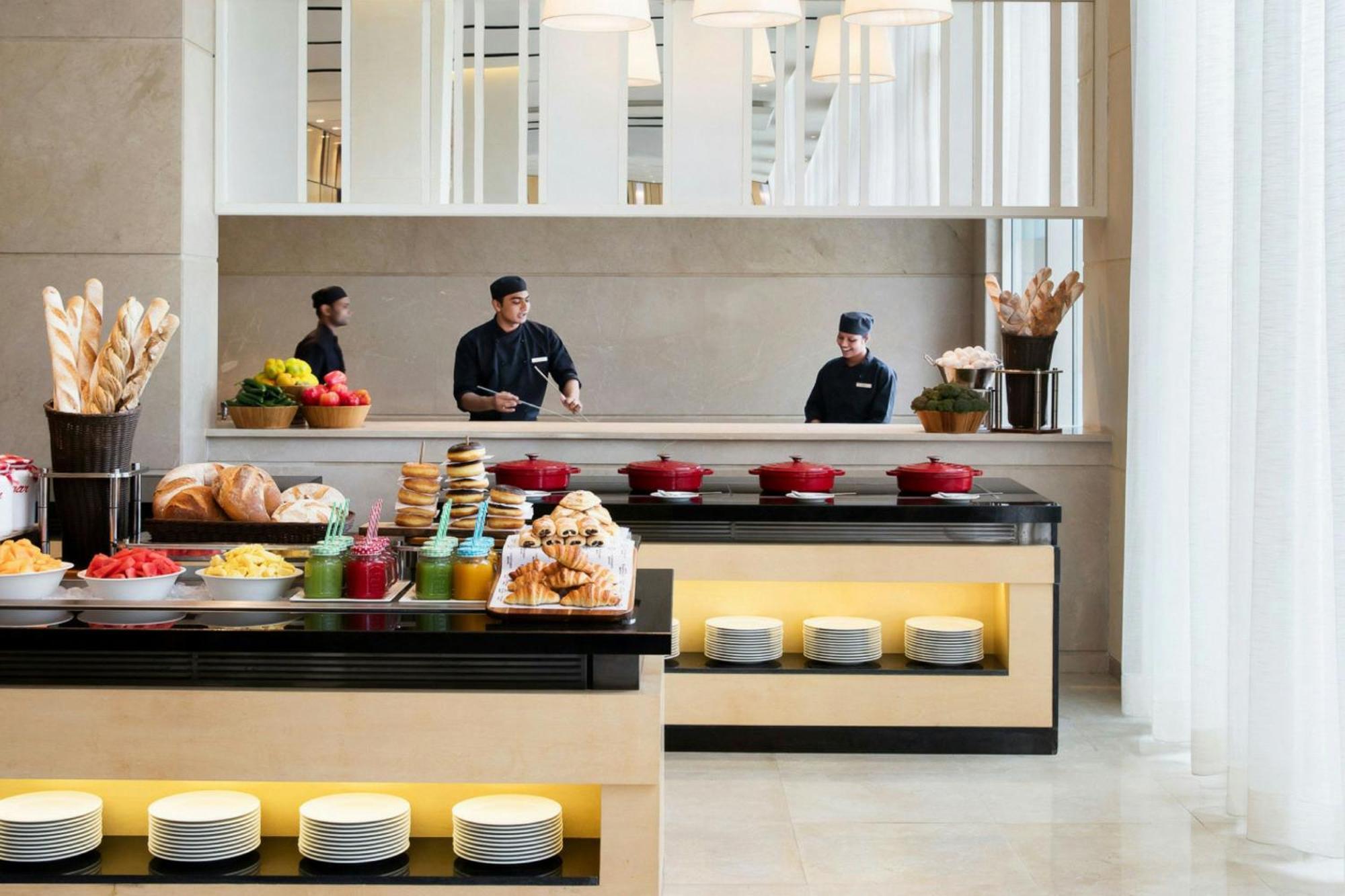 Fairfield By Marriott Bengaluru Outer Ring Road Hotel Exterior photo